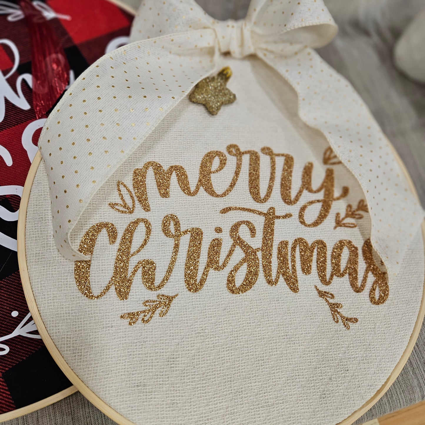 Wreath - Christmas (wooden hoop)