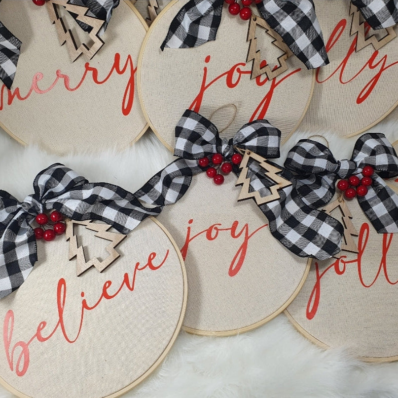 Wreath - Christmas (wooden hoop)