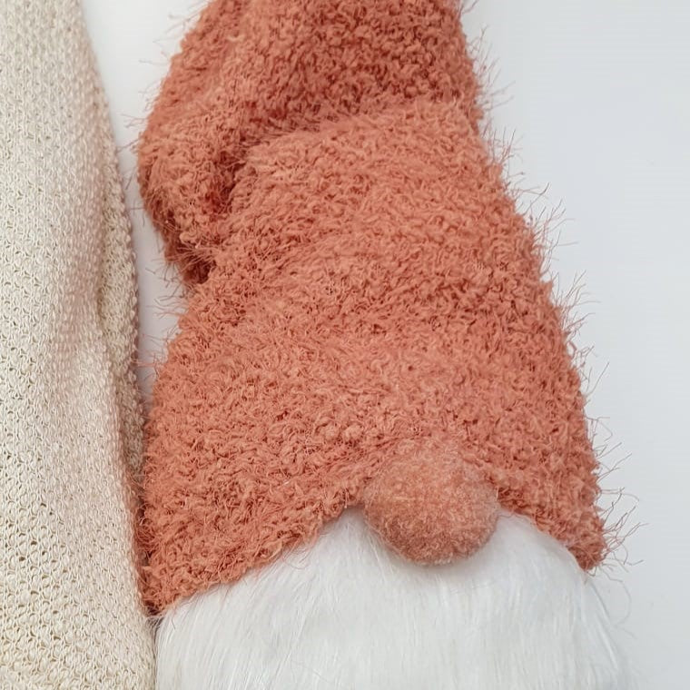 Gnome - fluffy orange