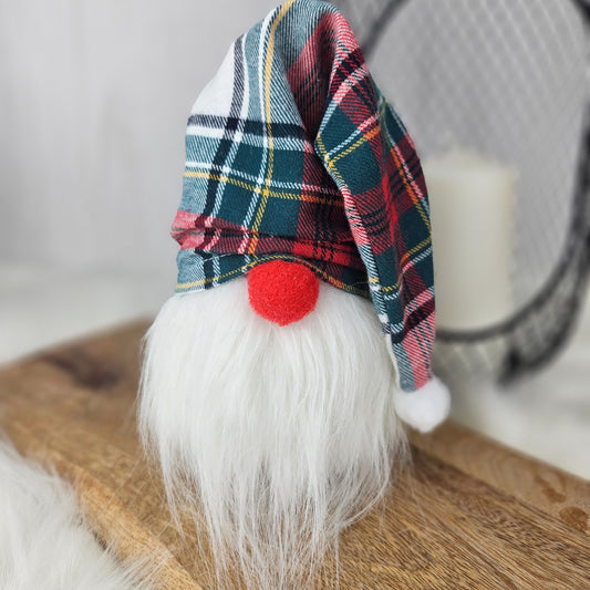 Gnome - red/ white/ green plaid