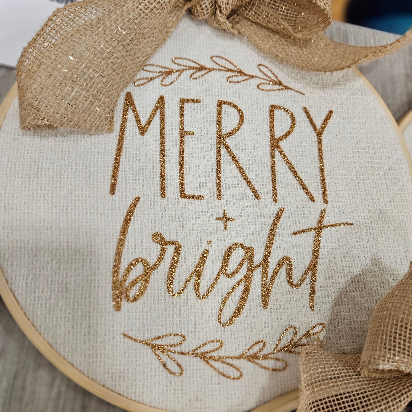 Wreath - Christmas (wooden hoop)