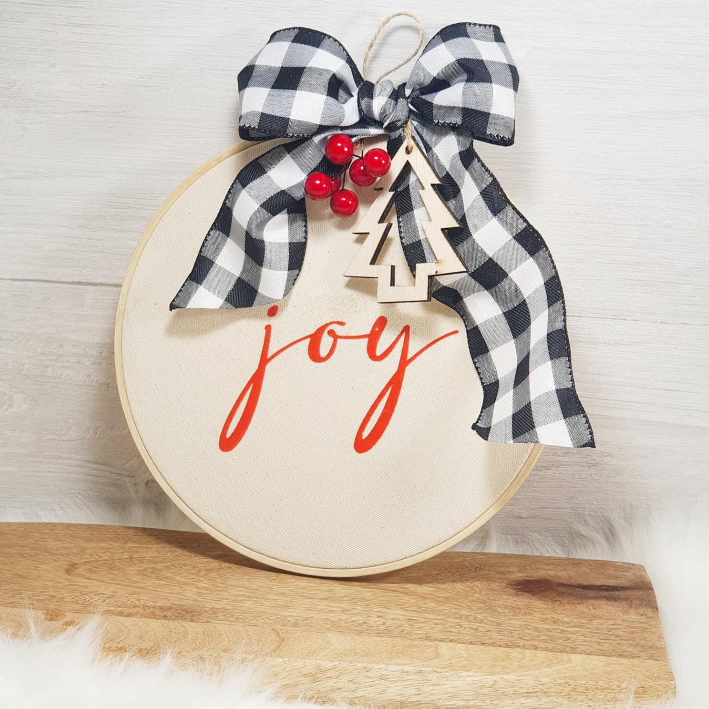 Wreath - Christmas (wooden hoop)
